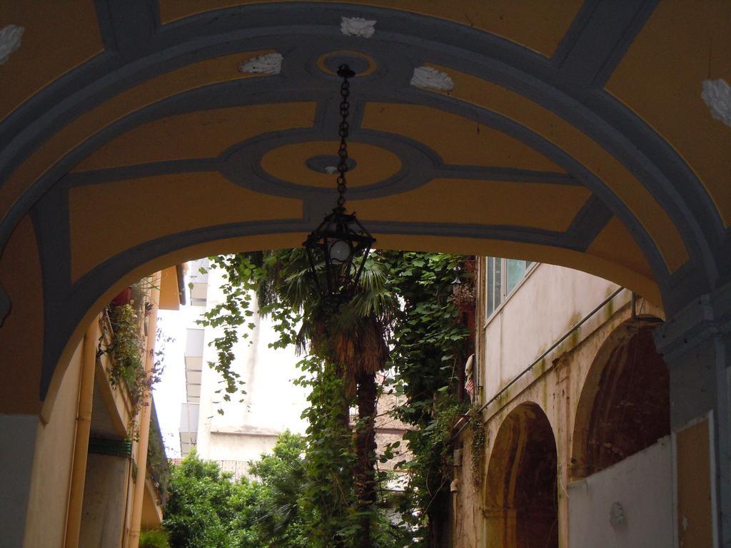B&B Galileo Galilei Касерта Екстериор снимка